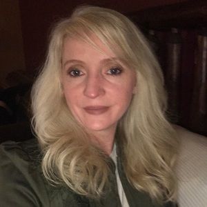 Meet your Posher, Tonia